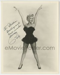 1b352 BETTY GRABLE signed deluxe 8x10 still 1940s full-length showing her sexy million dollar legs!