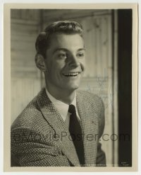 1b365 CARLETON CARPENTER signed 8x10 still 1940s smiling head & shoulders portrait in suit and tie!