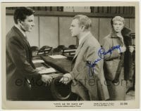 1b455 JAMES CAGNEY signed 8x10 still 1955 c/u with Doris Day & Mitchell in Love Me or Leave Me!