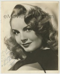 1b468 JANET BLAIR signed deluxe 8x10 still 1940s sexy super close head & shoulders portrait!