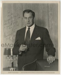 1b605 VINCENT PRICE signed 8x10 still 1953 great portrait of the horror legend from House of Wax!