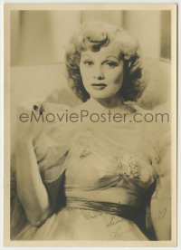 1b514 LUCILLE BALL signed deluxe 5x7 still 1940s great close portrait of the leading lady!