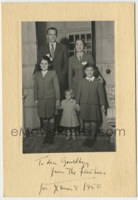 1b630 DOUGLAS FAIRBANKS JR signed 3x5 photo 1950 portrait with his wife & their three children!