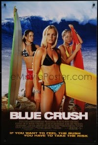 1c148 BLUE CRUSH 1sh 2002 surfers Michelle Rodriguez, Kate Bosworth & Sanoe Lake in bikinis