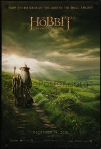 1c418 HOBBIT: AN UNEXPECTED JOURNEY teaser DS 1sh 2012 cool image of Ian McKellen as Gandalf!