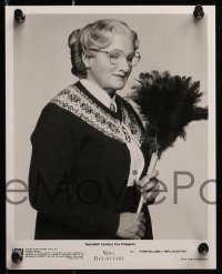 1m770 MRS. DOUBTFIRE presskit w/ 9 stills 1993 cross-dressing Robin Williams, Sally Field