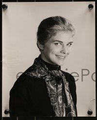 1s870 CANDICE BERGEN 2 from 7.5x9.25 to 7.75x9.25 stills 1967 close-ups promoting The Sand Pebbles!