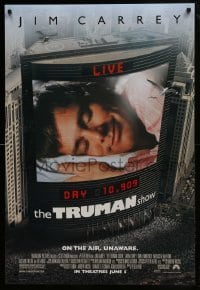 1z949 TRUMAN SHOW advance DS 1sh 1998 cool image of Jim Carrey on large screen, Peter Weir!