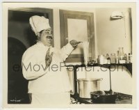 2a093 100 MEN & A GIRL candid 8x10.25 still 1937 Jack Smart demonstrates his culinary ability!