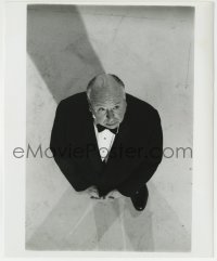 2a117 ALFRED HITCHCOCK 8.25x10 still 1950s great overhead shot of the legendary director by Beerman!