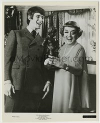 2a137 ANNIVERSARY 8.25x10 still 1968 Bette Davis & Christian Roberts laughing at urinating statue!
