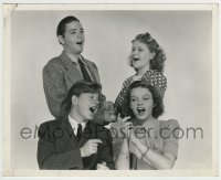2a158 BABES IN ARMS deluxe 8x10 still 1939 Judy Garland, Mickey Rooney, Jaynes & McPhail singing!