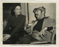 2a202 BLACK CAT candid 8x10 still 1941 Bela Lugosi clowning around w/ Gale Sondergaard on the set!