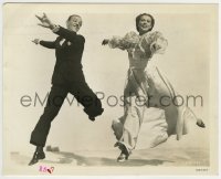2a247 BROADWAY MELODY OF 1940 8x10 still 1940 c/u of Fred Astaire dancing with Eleanor Powell!