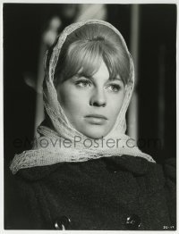 2a379 DOCTOR ZHIVAGO 7.75x10.25 still 1965 close portrait of beautiful Julie Christie as Lara!