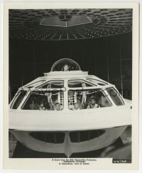 2a423 FANTASTIC VOYAGE 8.25x10 still 1966 best image of Raquel Welch, Stephen Boyd & crew in ship!
