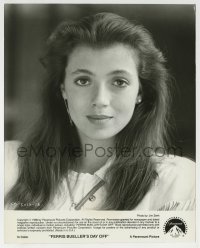2a429 FERRIS BUELLER'S DAY OFF 8x10.25 still 1986 Mia Sara as Sloane, the high school Princess!