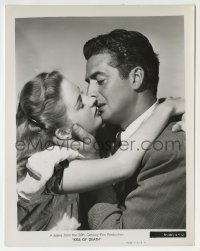 2a589 KISS OF DEATH 8x10.25 still 1947 close up of Victor Mature kissing pretty Coleen Gray!