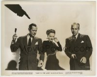 2a596 LADY IN THE LAKE 8x10.25 still 1947 accusing finger points at Montgomery, Totter & Nolan!