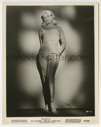 2a810 SANDRA GILES 8x10.25 still 1959 full-length portrait of the sexy blonde in Daddy-O!