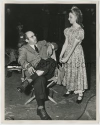 2a993 YOUNG TOM EDISON candid deluxe 8x10 key book still 1940 director Taurog & Virginia Weidler!