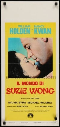 2b543 WORLD OF SUZIE WONG Italian locandina R1969 Holden was the first man that Kwan ever loved!