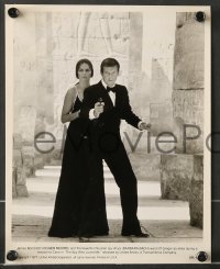 2m987 SPY WHO LOVED ME 2 8x10 stills 1977 sexiest Caroline Munro, Roger Moore as James Bond 007!