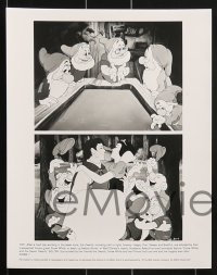 2x586 SNOW WHITE & THE SEVEN DWARFS foil presskit w/ 4 stills R1993 Disney animated cartoon classic!