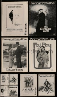 3s089 LOT OF 10 UNCUT PRESSBOOKS 1970s-1980s advertising for a variety of different movies!