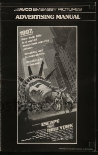 3x634 ESCAPE FROM NEW YORK pressbook 1981 John Carpenter, Jackson art of decapitated Lady Liberty!