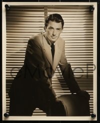 4a828 GREGORY PECK 3 deluxe 8x10 stills 1940s-1950s portraits of the actor in a variety of roles!