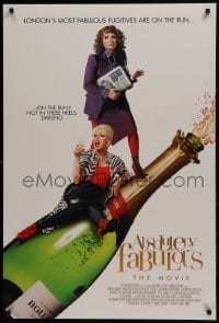 4c418 ABSOLUTELY FABULOUS: THE MOVIE int'l DS 1sh 2016 Jennifer Saunders, Joanna Lumley, champagne bottle!