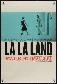 4c702 LA LA LAND teaser DS 1sh 2016 great image of Ryan Gosling & Emma Stone leaving stage door!