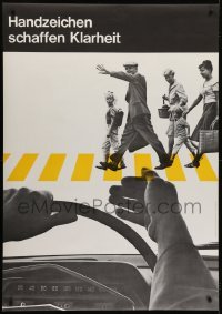 4c141 HANDZEICHEN SCHAFFEN KLARHEIT 36x51 Swiss poster 1962 Brockmann image of family crossing road