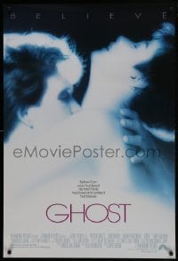 4g324 GHOST 1sh 1990 classic romantic close up of spirit Patrick Swayze & sexy Demi Moore!