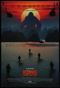 4g503 KONG: SKULL ISLAND int'l advance DS 1sh 2017 Jackson, Hiddleston, huge ape and soldiers!