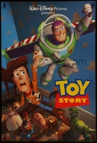 4g913 TOY STORY int'l 1sh 1995 Disney & Pixar cartoon, great images of Buzz, Woody & cast!