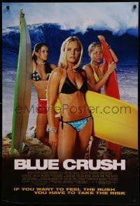 4r645 BLUE CRUSH 1sh 2002 surfers Michelle Rodriguez, Kate Bosworth & Sanoe Lake in bikinis