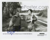 4t392 AMY SMART signed 8x10 still 1999 hitchhiking with Shawn Hatosy in Outside Providence!
