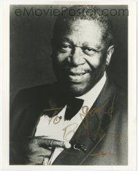 4t727 B.B. KING signed 8x10 REPRO still 1980s great portrait of the legendary blues musician!