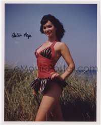 4t733 BETTIE PAGE signed color 8x10 REPRO still 1980s the legendary model in skimpy outfit by beach!