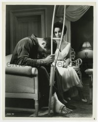4x265 CAT ON A HOT TIN ROOF 8x10.25 still 1958 Elizabeth Taylor stares at Paul Newman with crutch!