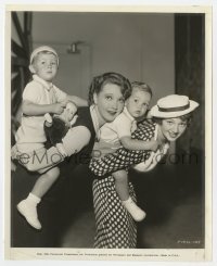 4x697 ONE HOUR LATE candid 7.75x9.75 still 1934 Helen Twelvetrees & Arline Judge with their sons!