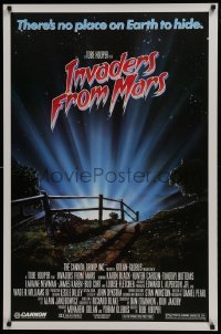 5g724 INVADERS FROM MARS 1sh 1986 Hooper, Rider art, there's no place on Earth to hide, PG-rated!