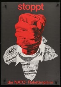 5g521 STOPPT DIE NATO RAKETENPLANE 23x32 East German special poster 1981 Ingrid Sitte art of fist!