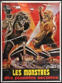 5j977 WAR OF THE GARGANTUAS French 1p R1970s different art of giant monsters battling over city!
