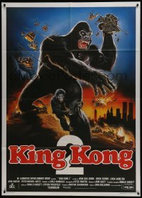 5j472 KING KONG LIVES Italian 1p 1986 different art of huge ape with baby by Enzo Sciotti!