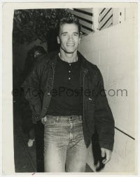 5m813 ARNOLD SCHWARZENEGGER deluxe 11x14 still 1980s youthful casual portrait by Jack Mitchell!