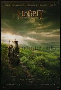 5s418 HOBBIT: AN UNEXPECTED JOURNEY teaser DS 1sh 2012 cool image of Ian McKellen as Gandalf!