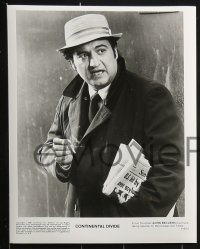 6d525 CONTINENTAL DIVIDE 7 8x10 stills 1981 news reporter John Belushi & Blair Brown, Apted!